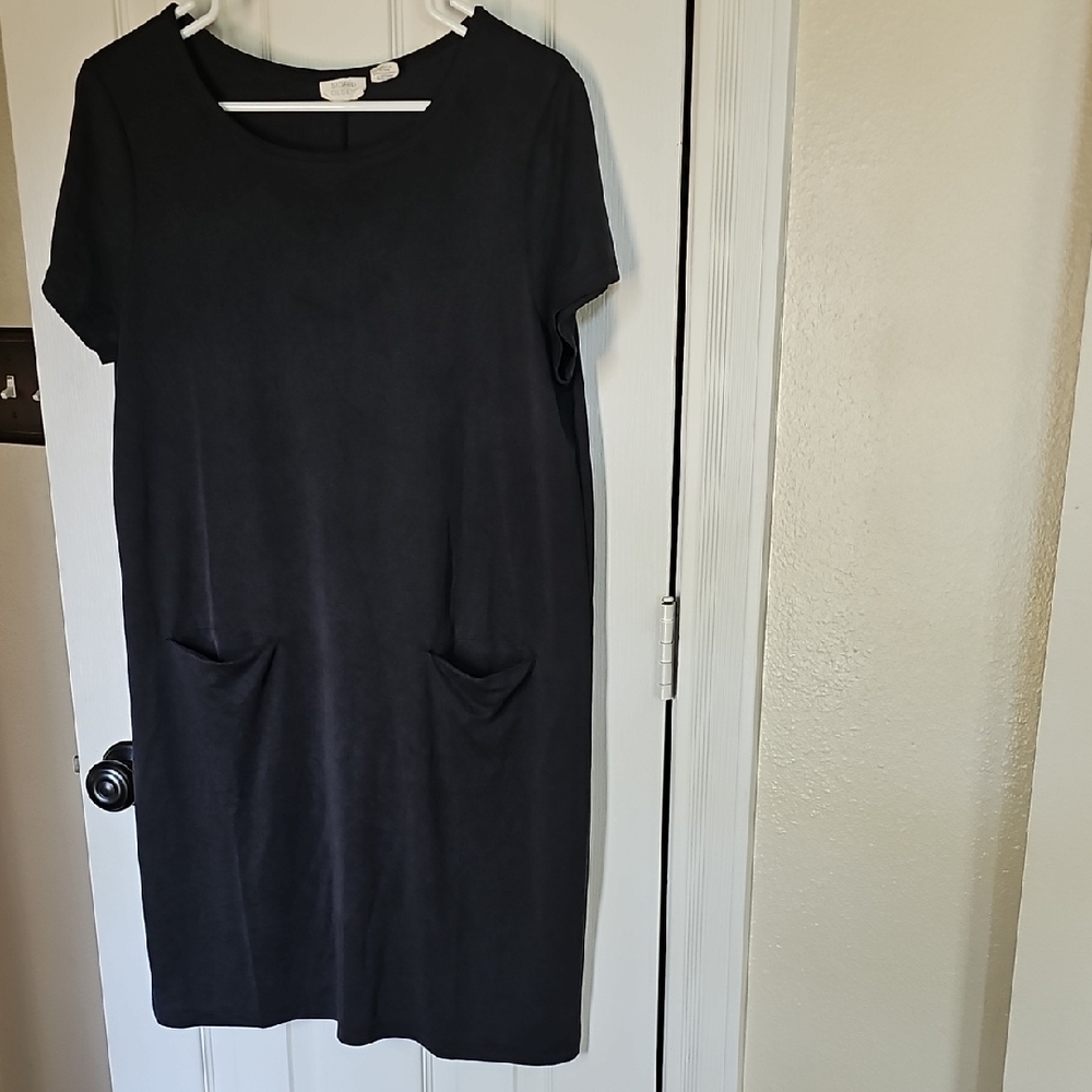 Sigrid Olsen Black Short-Sleeve Midi Shift Dress with Pockets